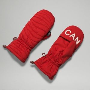 Lululemon Team Canada Quilted Mittens on String Red NEW WITH TAGS